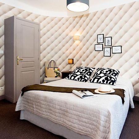 Logis Hotel La Magnanerie - Cote Bistro Aubignosc Værelse billede