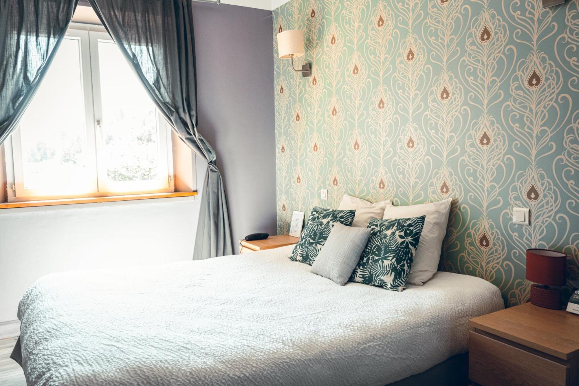Logis Hotel La Magnanerie - Cote Bistro Aubignosc Eksteriør billede